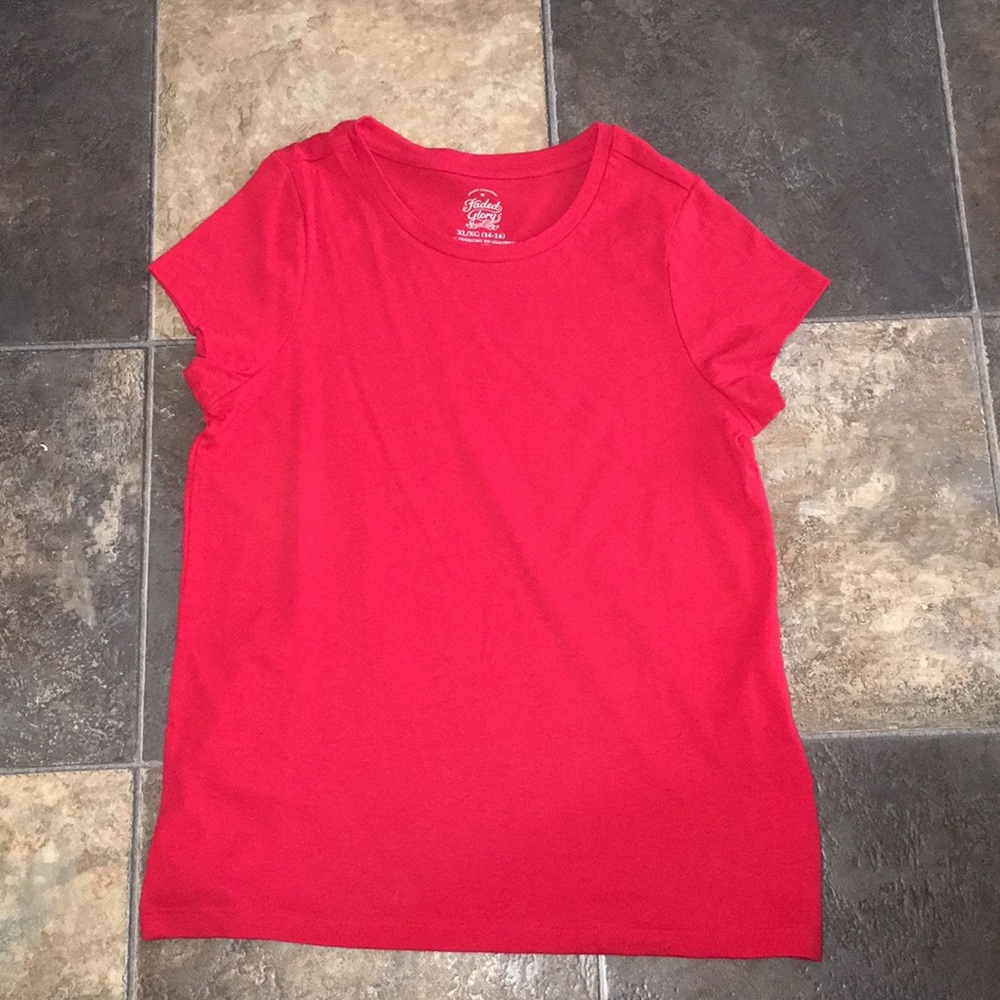 A red shirt.